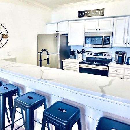 Barefoot Bliss - Beachfront Condo - Sleeps 12 Панама Сити Бийч Екстериор снимка